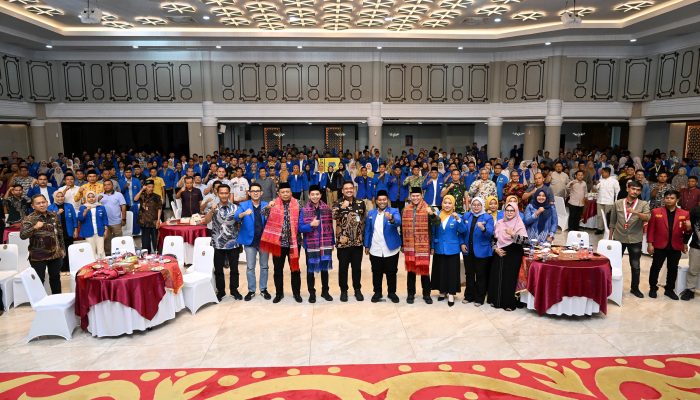 Gubernur Bobby Nasution Apresiasi PMII Sumut, Sampaikan Aspirasi dengan Baik atas Nama Rakyat dan Mahasiswa