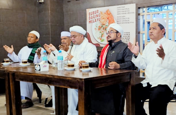 ‎Habib Rizieq Shihab Singgah di Kota Tebing Tinggi, Safari Dakwah Sumatera Utara Penuh Keberkahan  ‎