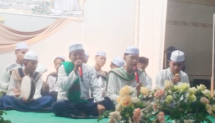 ‎Tim Hadroh Ponpes Asbabul Rahmah Meriahkan Maulid Nabi di Masjid Nurhasanah Tebing Tinggi  ‎