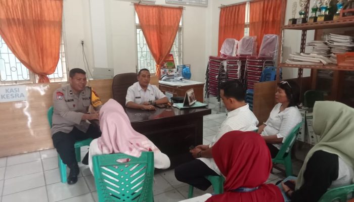 ‎Bhabinkamtibmas Polsek Rambutan Ikuti Rakor Bansos di Kelurahan Badak Bejuang Tebing Tinggi  ‎