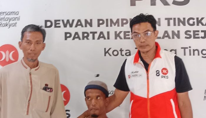 ‎DPD PKS Tebing Tinggi Apresiasi Kemenangan Anto Bonsai Lubis di Arena Tinju Medan  ‎