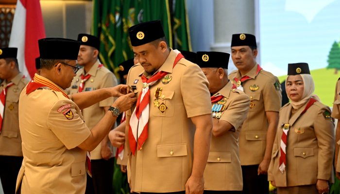 Lantik Pengurus Kwarda Sumut, Bobby Nasution Dorong Pramuka Terlibat dalam Pemberantasan Narkoba