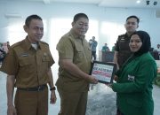 125 Mahasiswa Berprestasi Terima Beasiswa Dari Pemkab Asahan