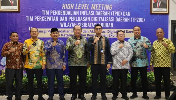 Wali Kota Tanjungbalai Hadiri High Level Meeting TPID dan TP2DD Wilayah Sisi Batas Labuhan di Parapat