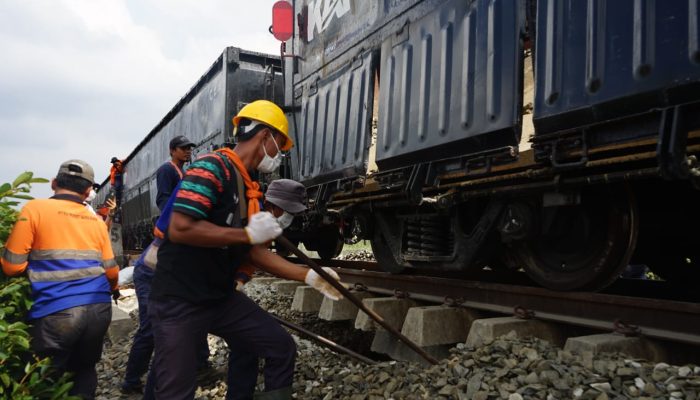 KAI Divre I Sumut Percepat Perbaikan Jalur Medan – Binjai