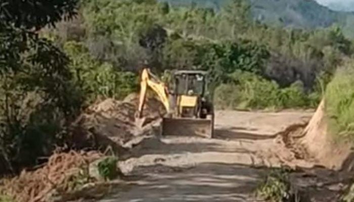 Pemkab Mulai Bangun Jalan Bukitkandung–Panjalanggan Senilai Rp11 Miliar