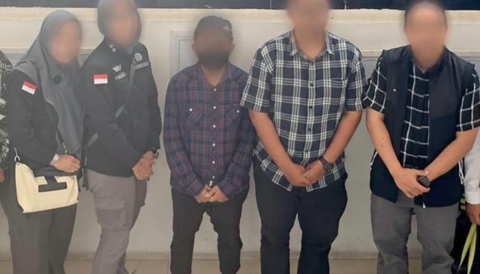 DJP Sumut I Serahkan Dua Tersangka Penerbitan Faktur Pajak Fiktif ke Kejaksaan