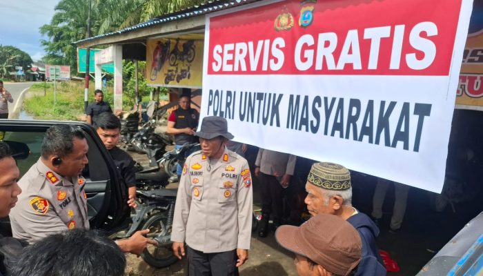 Polres Tapsel Buka Bengkel Servis Gratis untuk Warga Terdampak Banjir Bandang