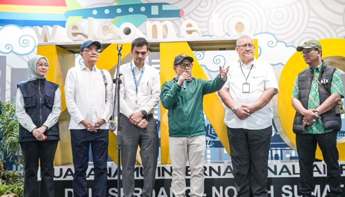 Dukung Mobilisasi ke Tanah Gayo, Menko Muhaimin Resmikan Kembali Rute Kualanamu–Rembele