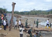 Pangdam I/BB Beserta Rombongan Kunjungi Lokasi Bencana dan Peninjauan Jalan Terputus di Tapanuli Selatan