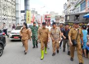 ‎Wali Kota Iman Irdian Sidak Proyek Revitalisasi, Target Pedagang Masuk 1 Januari 2026  ‎