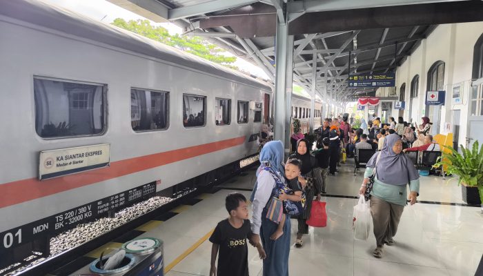 KA Siantar Ekspres: Urat Nadi Konektivitas Medan-Siantar dan Jembatan Wisata Danau Toba