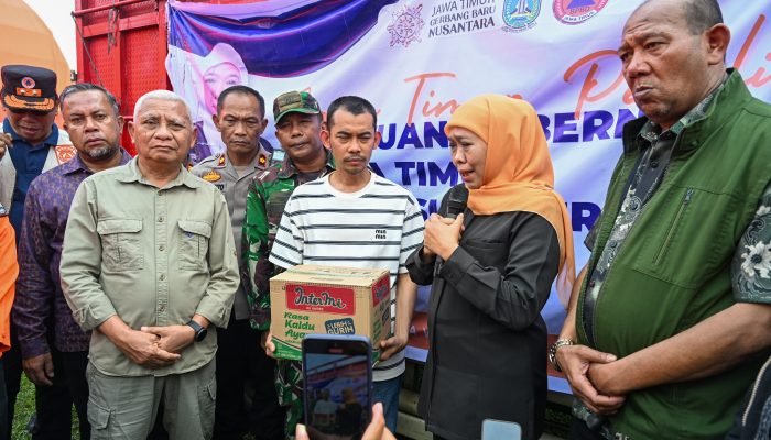 Wagub Sumut dan Gubernur Jatim Tinjau Posko Bencana di Langkat