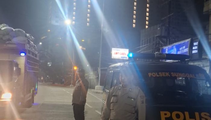 Polsek Sunggal Intensifkan Patroli dan Pengecekan Pos Kamling