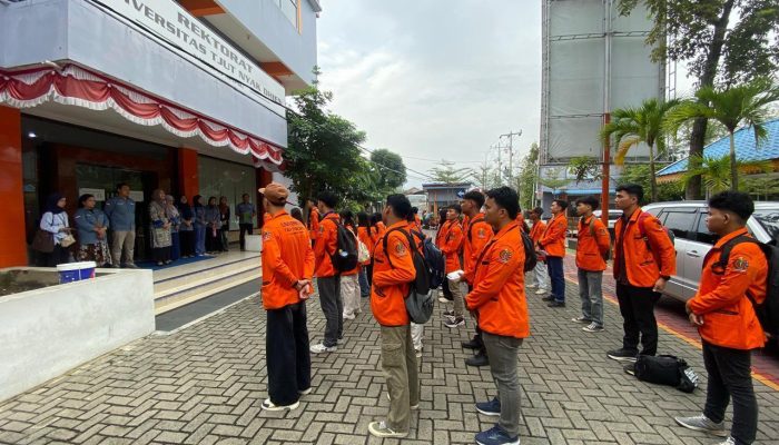 Rektor Universitas Tjut Nyak Dhien Lepas 50 Mahasiswa Peserta Program Mahasiswa Berdampak Penanggulangan Bencana 2026