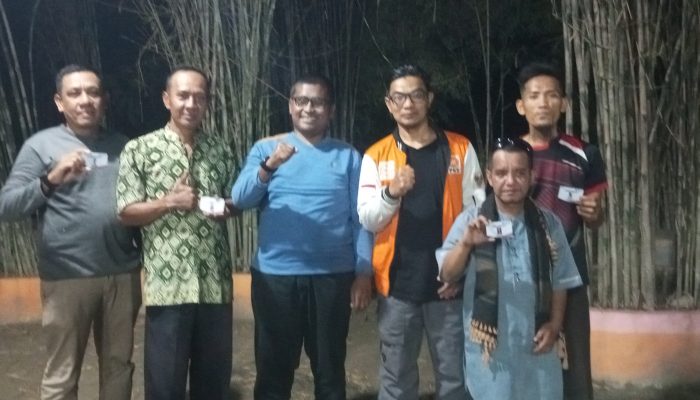 Perkuat Pilar Keadilan, LBH Sumatera Timur Serahkan KTA Pararegal di Tebing Tinggi