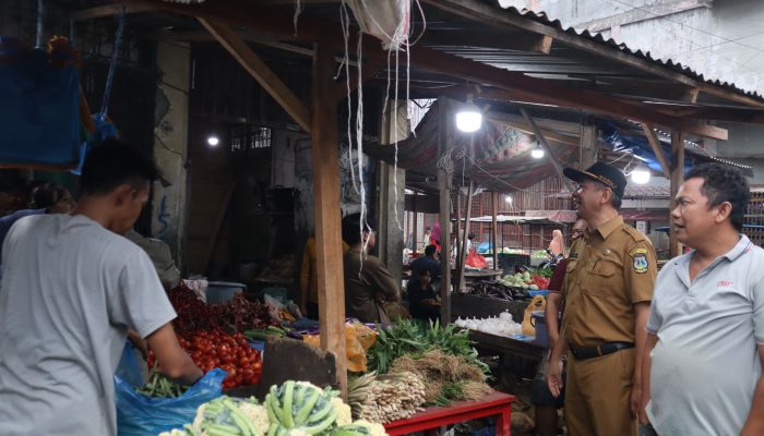 ‎Sekdako Tebing Tinggi Imbau Pedagang Tempati Kios Revitalisasi Pasar Inpres  ‎