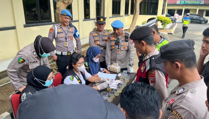 Jaga Integritas, Polres Serdang Bedagai Gelar Cek Urine Mendadak