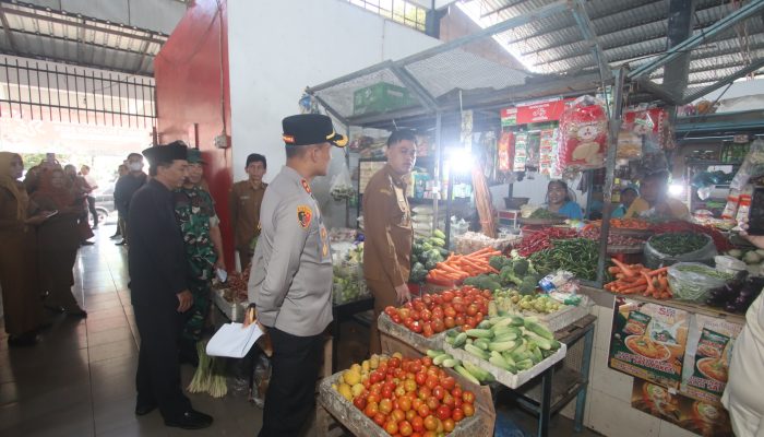 Forkopimda Kota Blitar Pastikan Stok dan Harga Bapokting Aman Jelang Idul Fitri 2026