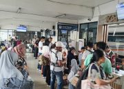 Mobilitas Masyarakat Masih Tinggi, Penumpang Kereta Api di Sumut Tetap Ramai pada Masa Arus Balik Lebaran