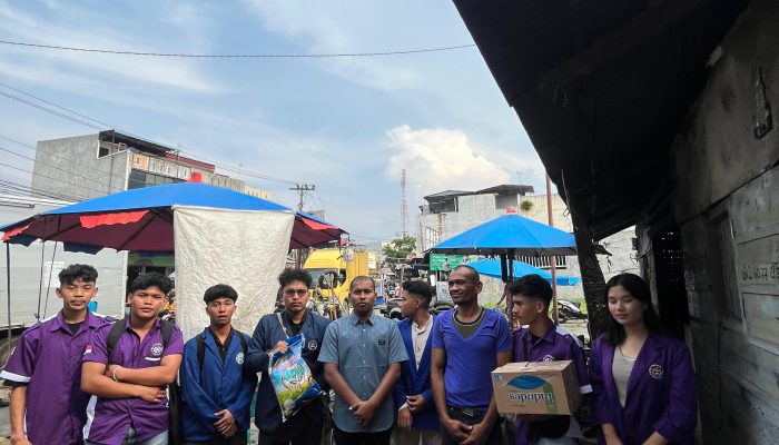 BEM SI Kerakyatan Sumut Salurkan Sembako untuk Korban Banjir di Tanjung Gusta