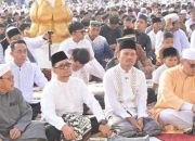 Wali Kota dan Wakil Wali Kota Tanjungbalai Shalat Idul Fitri Bersama Ribuan Warga di Alun-alun Sultan Abdul Jalil Rahmadsyah