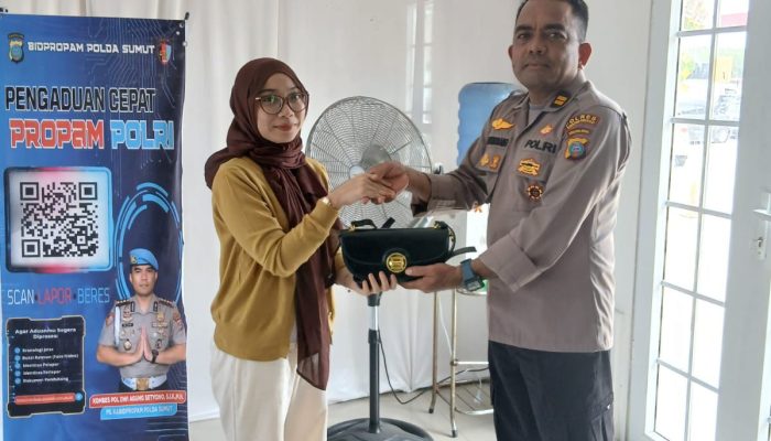 Petugas Pos Yan Polres Sergai Kembalikan Tas Hilang Warga, Uang Rp301 Ribu Utuh