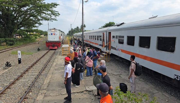 Arus Balik Libur Sekolah, 14 Perjalanan KA di Sumut Terjual Hingga 100 Persen