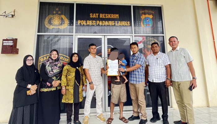 Balita Ditemukan di SPBU Hutalombang, Polisi Berhasil Pertemukan dengan Orang Tua