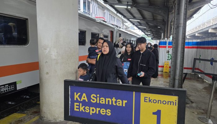 Libur Wafat Yesus Kristus, Tiket KA Siantar Ekspres dan Putri Deli Diserbu Masyarakat Sumatera Utara
