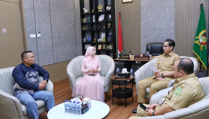 Dukung Rifani Putri Azani Lubis Menuju Grand Final Miss Hijab Sumut 2026, Rico Waas: Jadilah Duta yang Baik bagi Generasi Muda