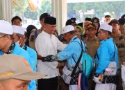Pemko Tebing Tinggi Resmi Lepas 82 Jemaah Haji 2026, Menuju Tanah Suci Melalui Embarkasi Medan