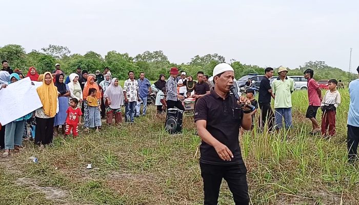 Diduga Kuasai Lahan Tak Sesuai Dokumen, Massa Minta Kapolda Sumut Periksa Direktur PT Tambak Udang Kuala Bedagai