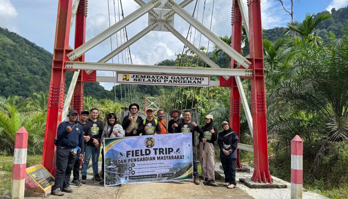 Mahasiswa Pascasarjana USU Gelar Field Trip dan Pengabdian Masyarakat di Desa Timbang Lawan, Dorong Penguatan Ekowisata Berbasis Data Spasial