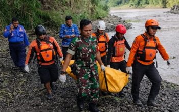 Setelah Tiga Hari Pencarian, Korban Hanyut di Sungai Brantas Ditemukan Meninggal di Srengat Blitar