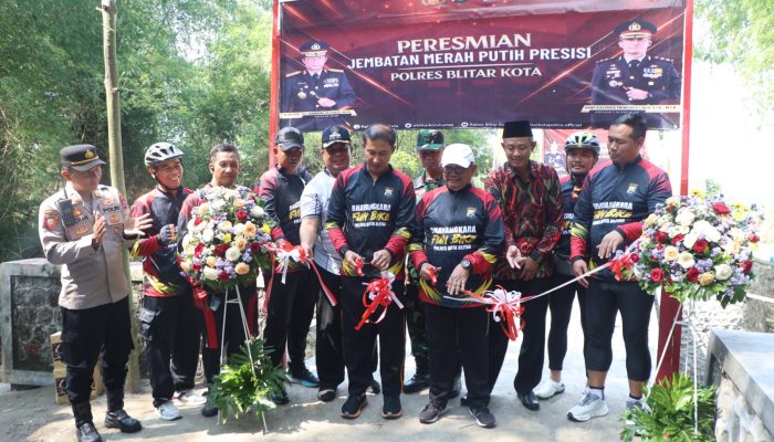 Jembatan Merah Putih Presisi Resmi Beroperasi, Warga Udanawu Kini Nikmati Akses Antar Desa Lebih Mudah