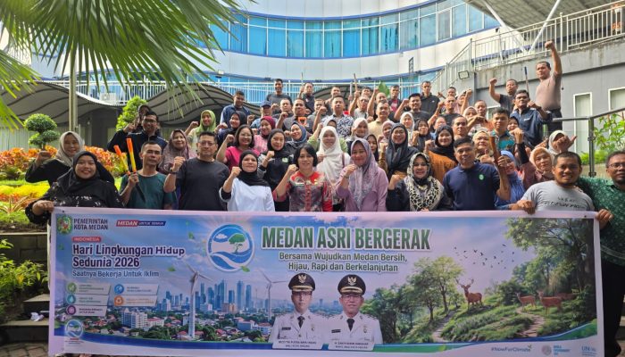 Dukung Program Medan Asri Bergerak, Sekretariat DPRD Medan Gelar Gotong Royong Massal