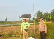 Perkuat Ketahanan Pangan, Bhabinkamtibmas Tuliskriyo Blitar Sambangi Lahan Pertanian Warga