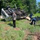 Ban Pecah di Tol Sergai, Pikap Isuzu Traga Terguling hingga Masuk Kebun Sawit, Tiga Orang Terluka