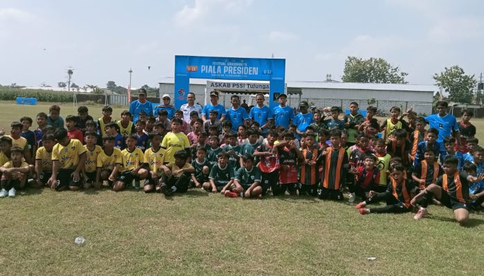 Plt Bupati Tulungagung Hadiri Opening Ceremony Piala Presiden U-10 dan U-12 di Lapangan Ngujang
