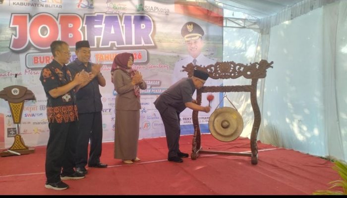 Ribuan Pencari Kerja Serbu Job Fair Kabupaten Blitar 2026, Tersedia Lebih dari 900 Lowongan
