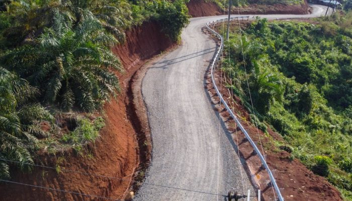 Perbaikan Jalan Hutaimbaru-Sipiongot Mulai Berjalan, Warga Rasakan Dampak Ekonomi dan Mobilitas Meningkat
