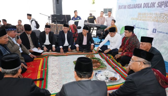 81 Tahun Menanti, Bobby Nasution Tegaskan Komitmen Tuntaskan Pembangunan Jalan Sipiongot