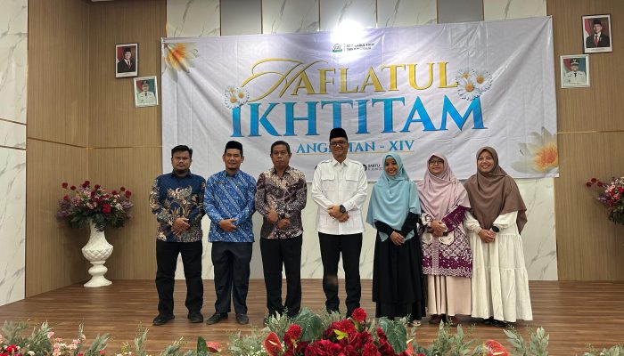 Plh Wali Kota Muhammad Fadly Hadiri Haflatul Ikhtitam Angkatan Ke-XIV Siswa/i SDIT Darul Fikri