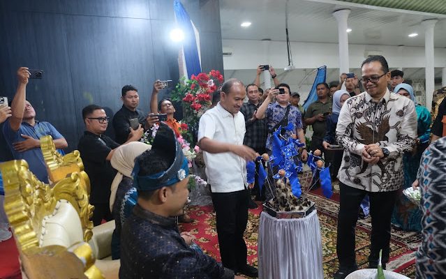 Pemko Tanjungbalai Gelar Upah-upah dan Tepung Tawar Danlanal TBA Letkol Laut (P) Sigit Ryanto