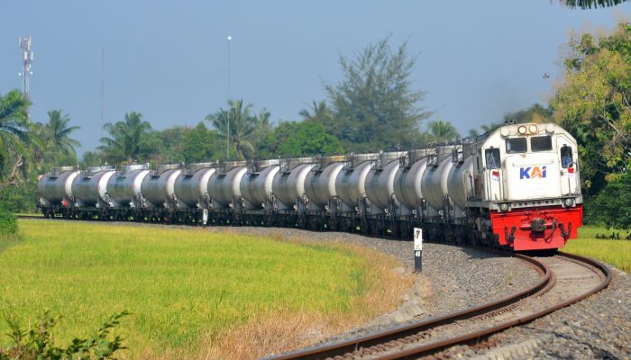 Dukung Stabilitas Energi, KAI Divre I Sumut Angkut 175 Ribu Ton BBM Selama Semester I/2026