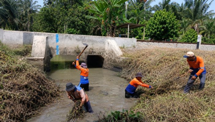 Hujan Lebat Guyur Sumut, KAI Divre I Siagakan Tim 24 Jam dan AMUS demi Keselamatan Penumpang