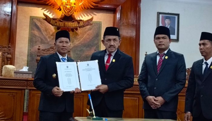 DPRD Tulungagung Setujui Ranperda Pertanggungjawaban APBD 2025, Bahas Arah Pembangunan 2027 dan Lantik Anggota PAW