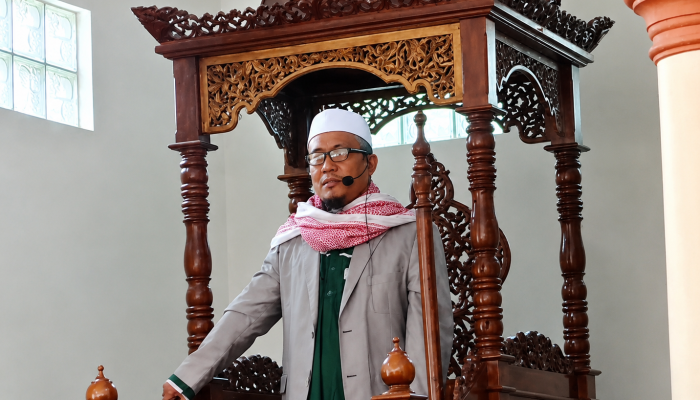 Banyak Orang Pintar, Banyak Ahli Ibadah, Namun Buruk dalam Berkomunikasi