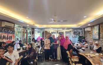 Penyerahan Buku Karya Muh Taufik HS di RBM Pusat Tinggalkan Jejak Literasi dan Semangat Kolaborasi